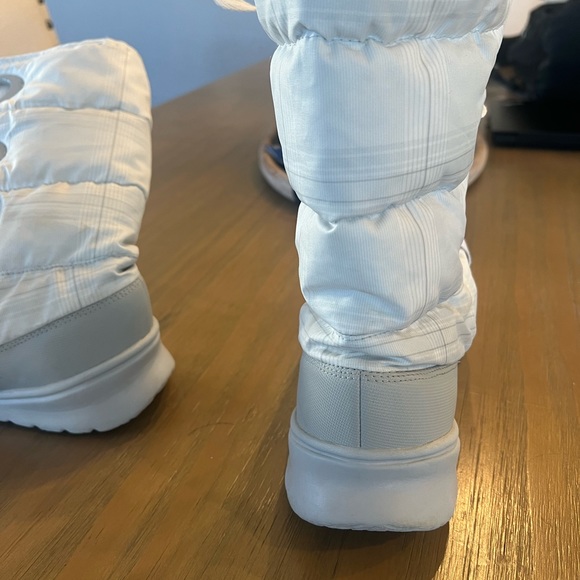 ☃️❄️Women’s North face boots - Picture 8 of 13